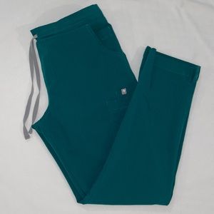 FIGS hunter green yola pant